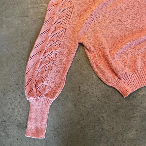 Vintage Cutesy Peach Sweater - Picture 4 of 6